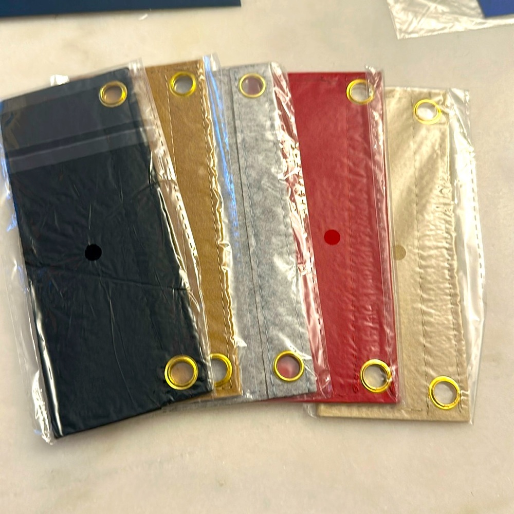 Insert For A While It To Make Cross Body. - image 1